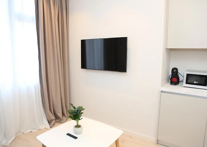 1 - Centre ティラナ