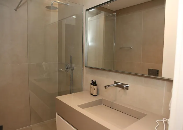 1 - Centre アパート