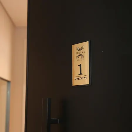 1 - Centre Tirana